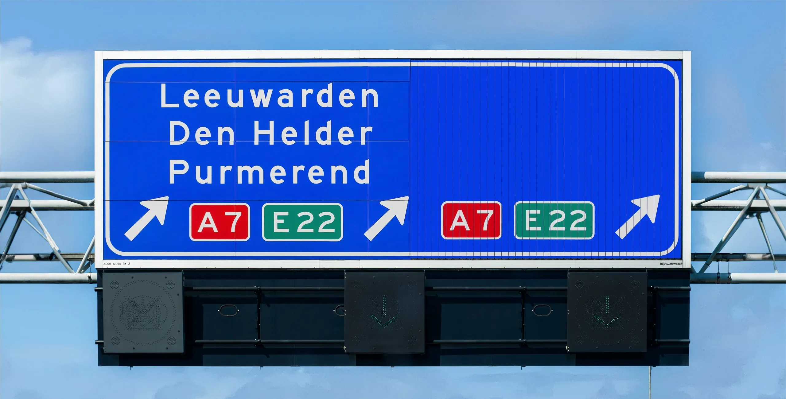 Various PVMS - traffic prism signs | Rotapanel