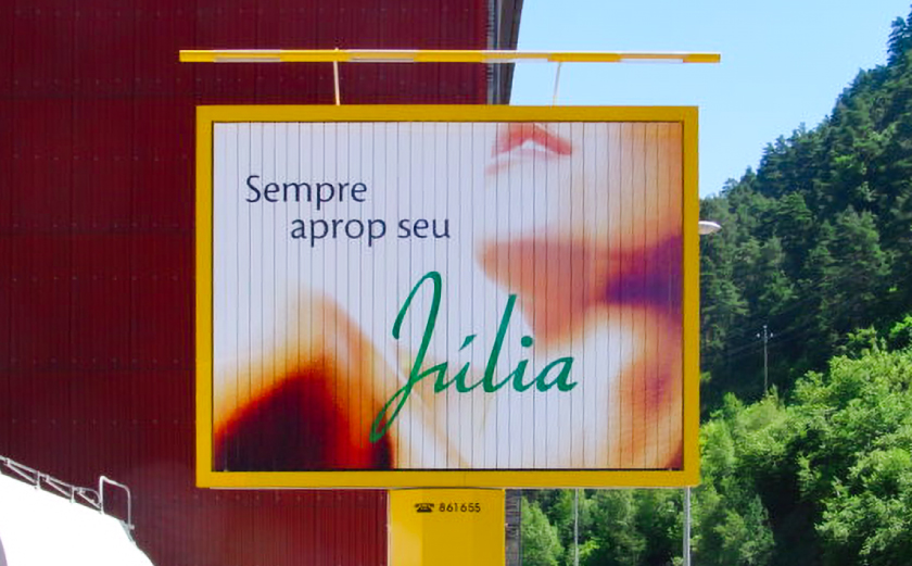 Ready to use trivision display